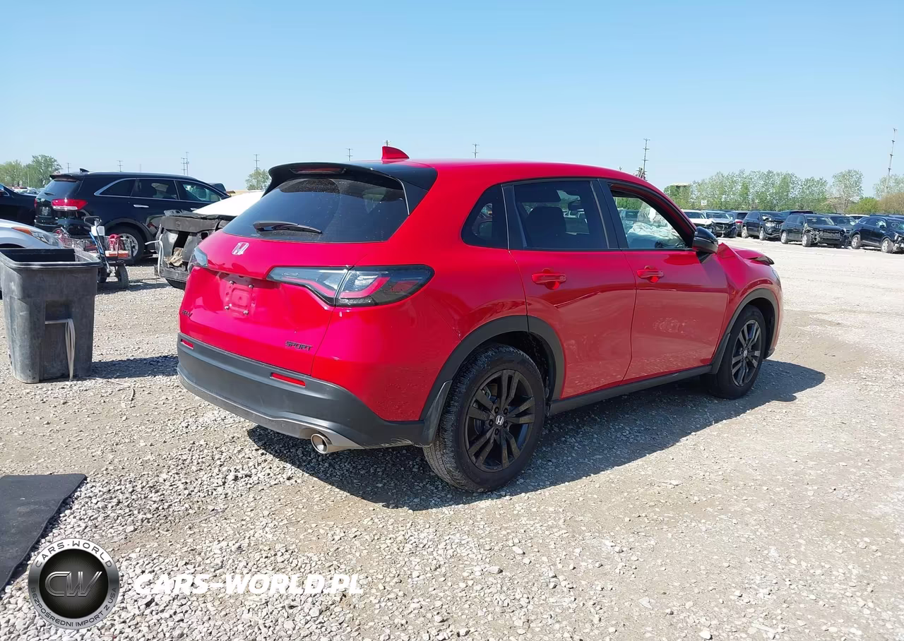 2026 Honda Hr-V Awd Sport VIN:3CZRZ2H5XTM749666 - 4