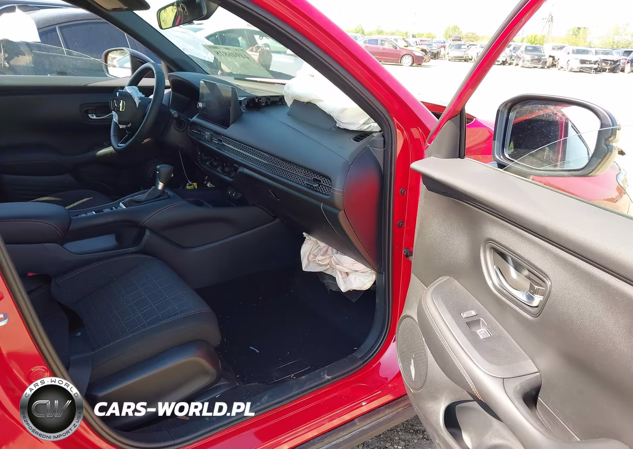 2026 Honda Hr-V Awd Sport VIN:3CZRZ2H5XTM749666 - 5