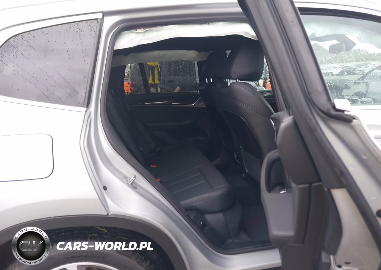 2018 BMW X3 xDrive30I VIN:5UXTR9C51JLD73211 - 8