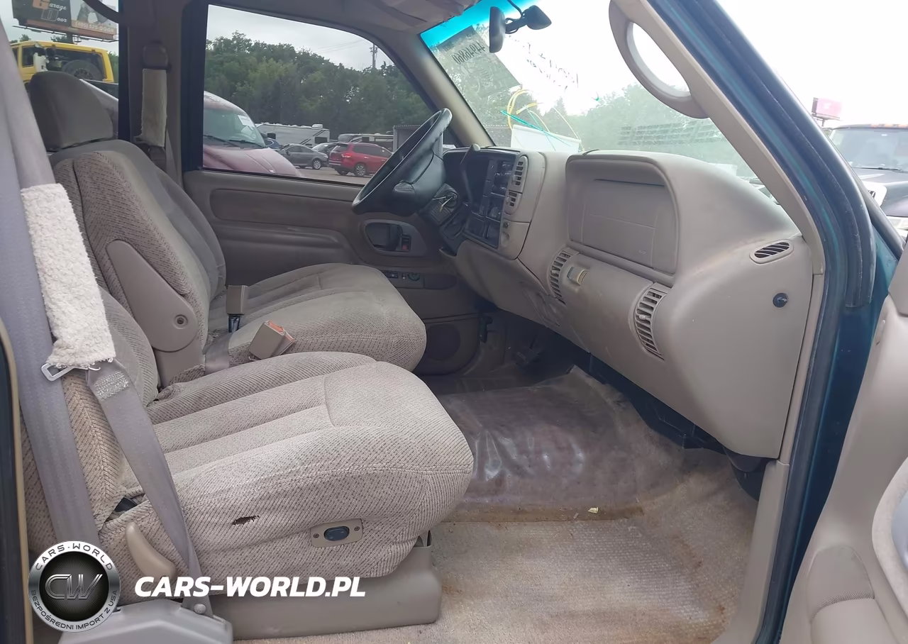 1999 Chevrolet Tahoe Ls VIN:1GNEC13R0XJ313963 - 5