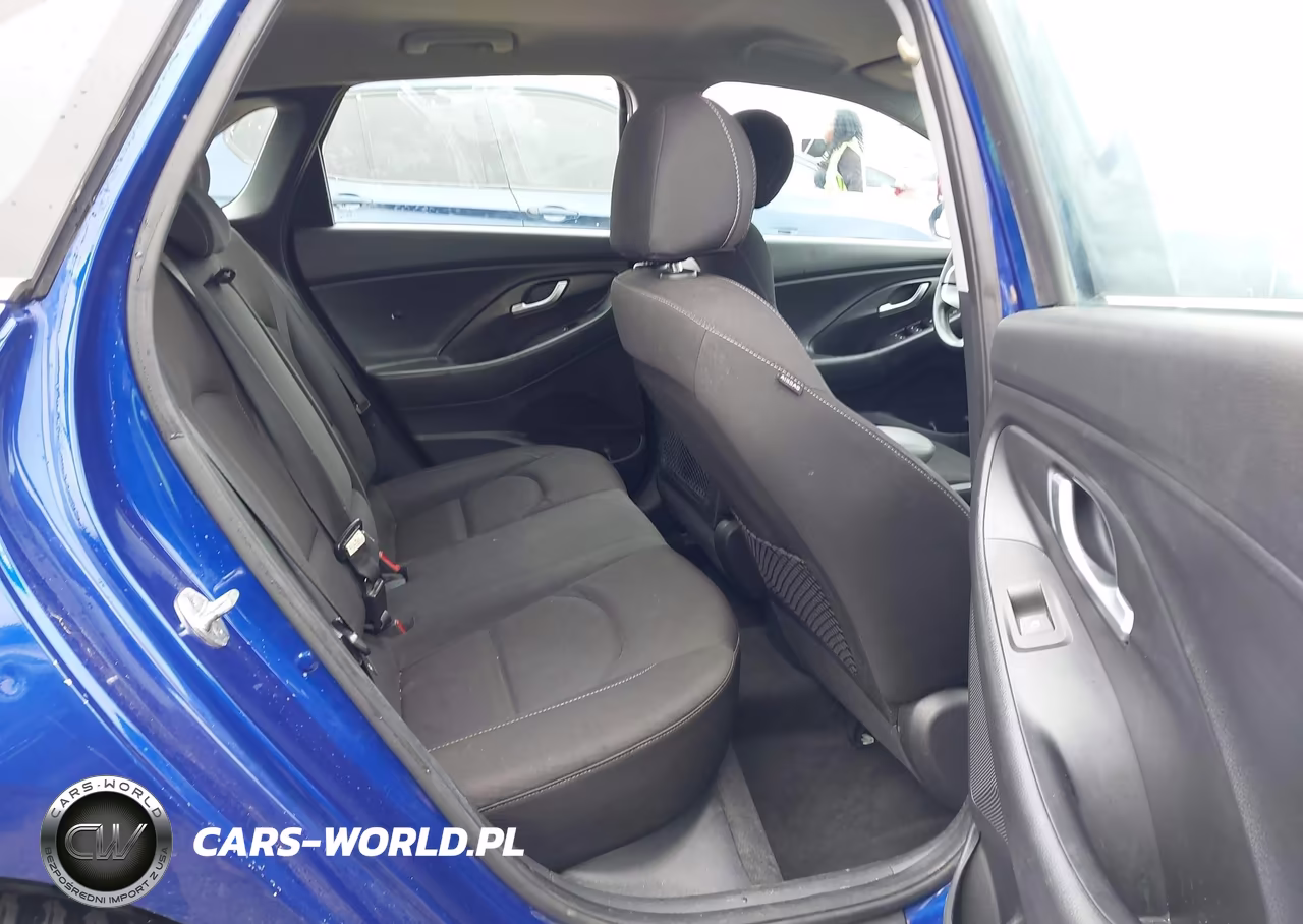 2019 Hyundai Elantra Gt VIN:KMHH35LE4KU088797 - 8