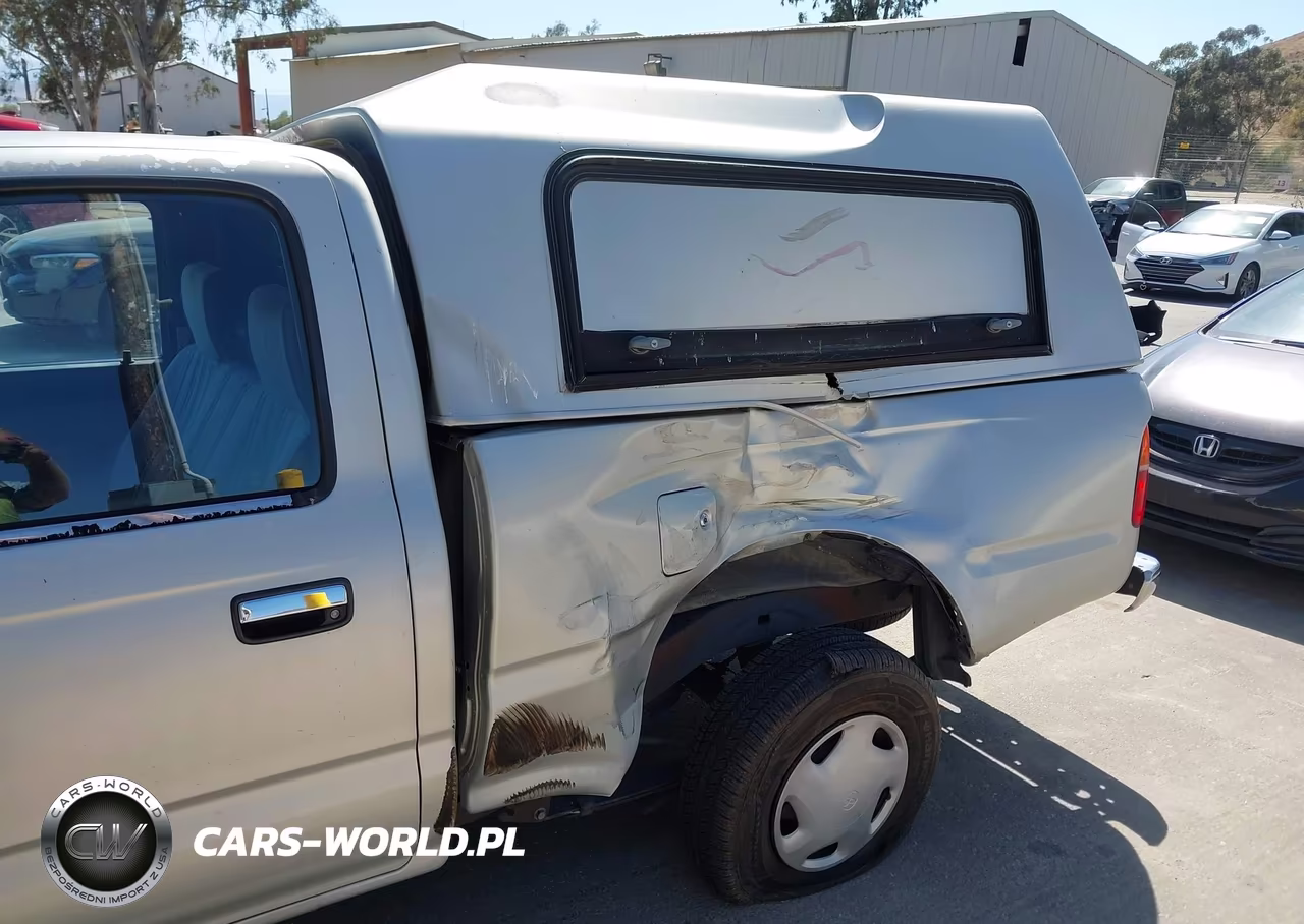 2000 Toyota Tacoma VIN:5TENL42N0YZ713733 - 6