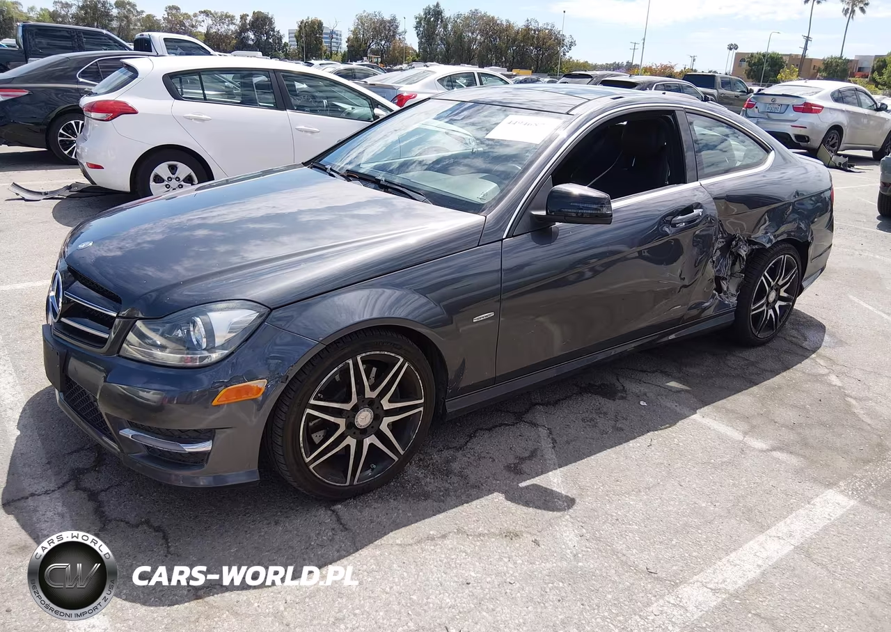 2014 Mercedes-Benz C 250 VIN:WDDGJ4HB0EG264302 - 2