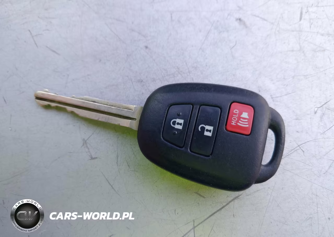 2013 Toyota Prius C One VIN:JTDKDTB39D1530442 - 11