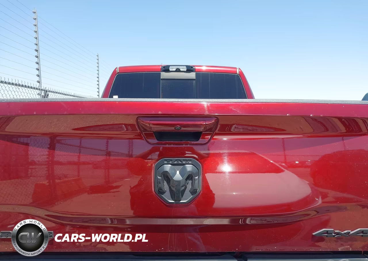 2024 Ram 2500 Laramie Crew Cab 4X4 6'4 Box VIN:3C6UR5NLXRG287399 - 17