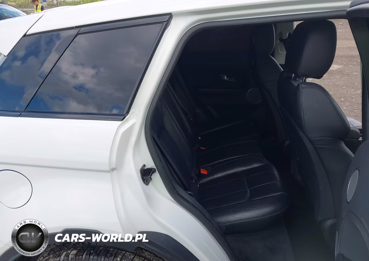2019 Land Rover Range Rover Evoque Se-Se Premium VIN:SALVP2RX4KH340861 - 8