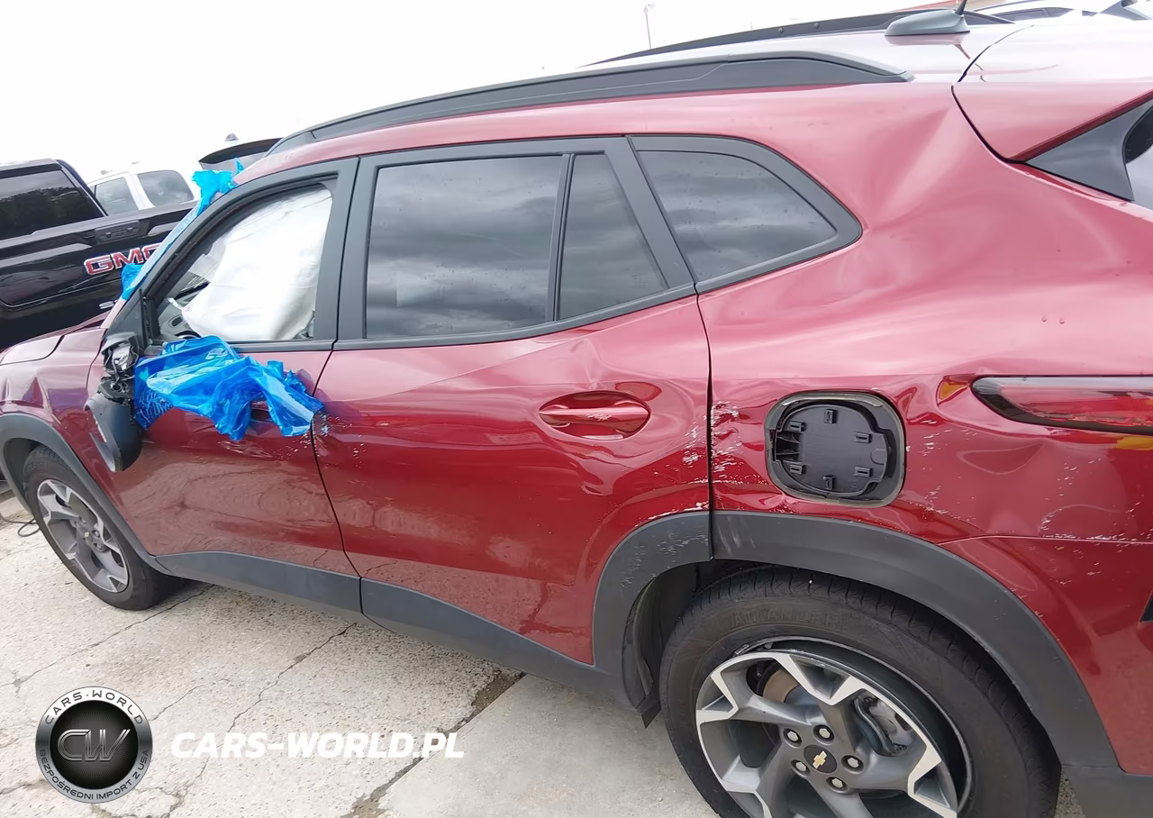 2025 Chevrolet Trax Fwd Lt VIN:KL77LHEPXSC180953 - 13