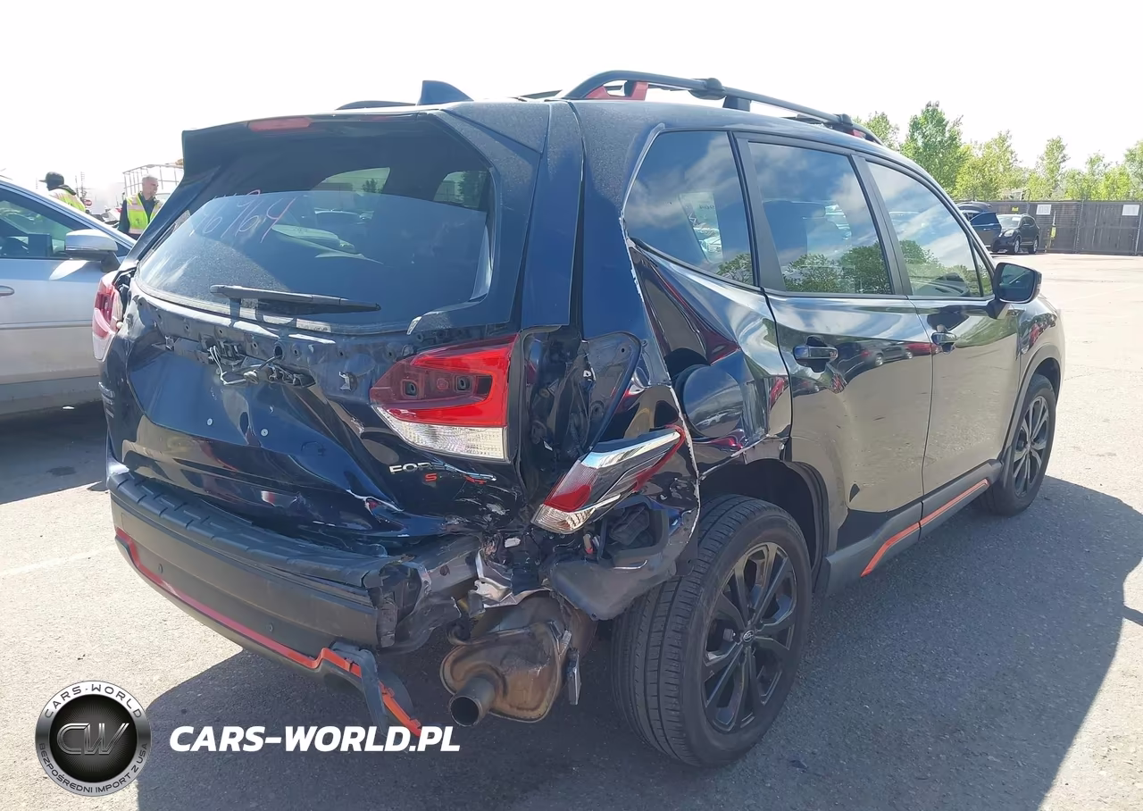 2021 Subaru Forester Sport VIN:JF2SKARC1MH435639 - 4