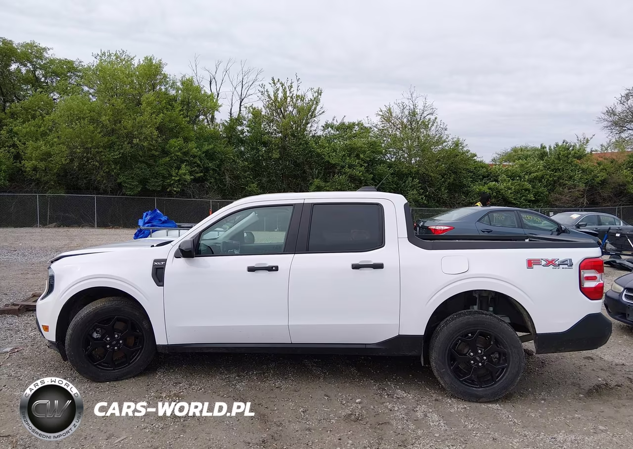 2025 Ford Maverick Xlt VIN:3FTTW8JA5SRA38263 - 17
