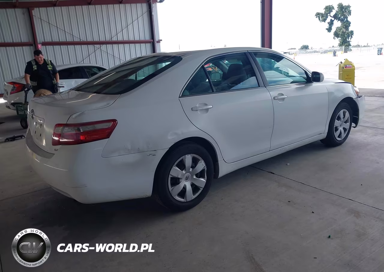 2009 Toyota Camry Le VIN:4T1BE46K39U850104 - 4