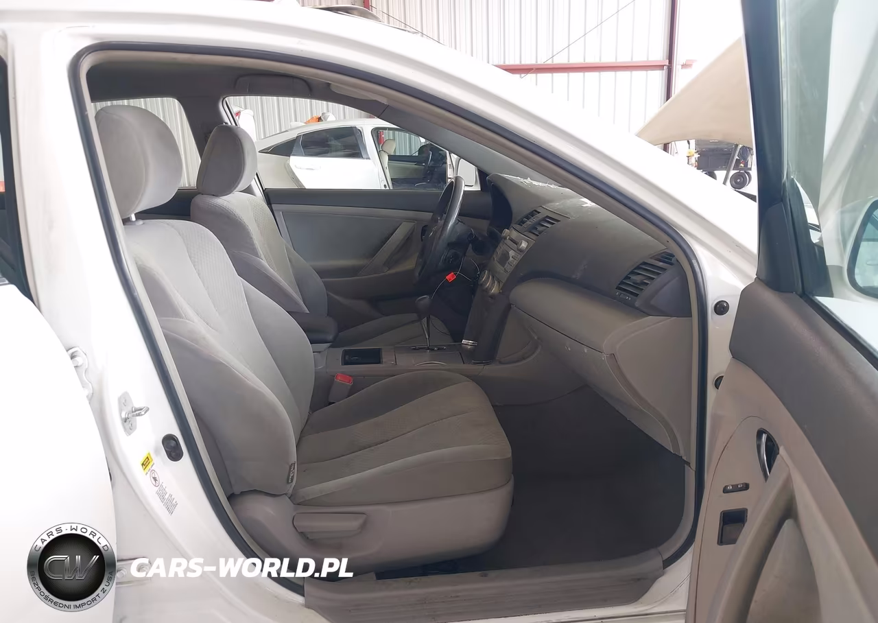 2009 Toyota Camry Le VIN:4T1BE46K39U850104 - 5