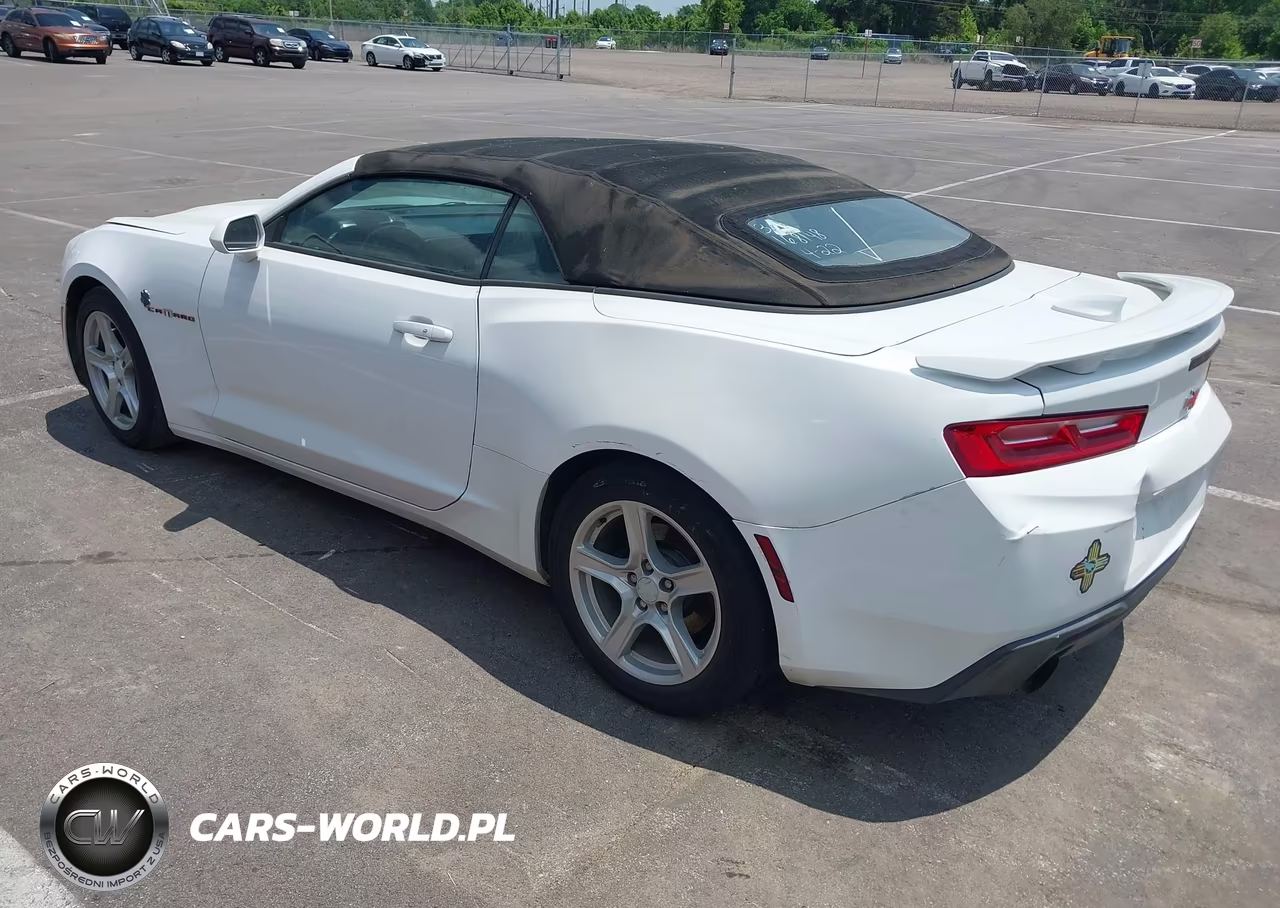 2018 Chevrolet Camaro 1Lt VIN:1G1FB3DX4J0168148 - 3