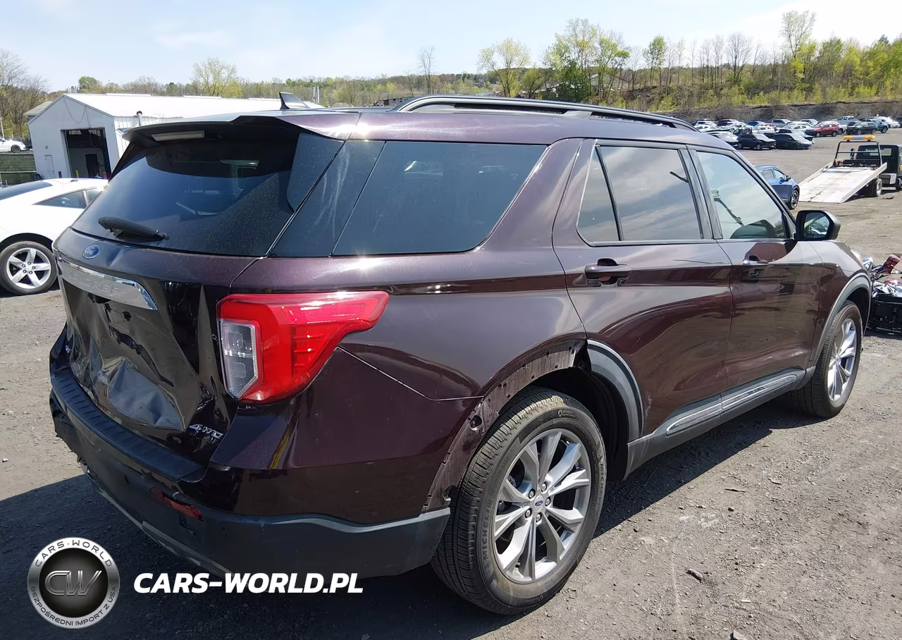 2022 Ford Explorer Xlt VIN:1FMSK8DH2NGC17111 - 4