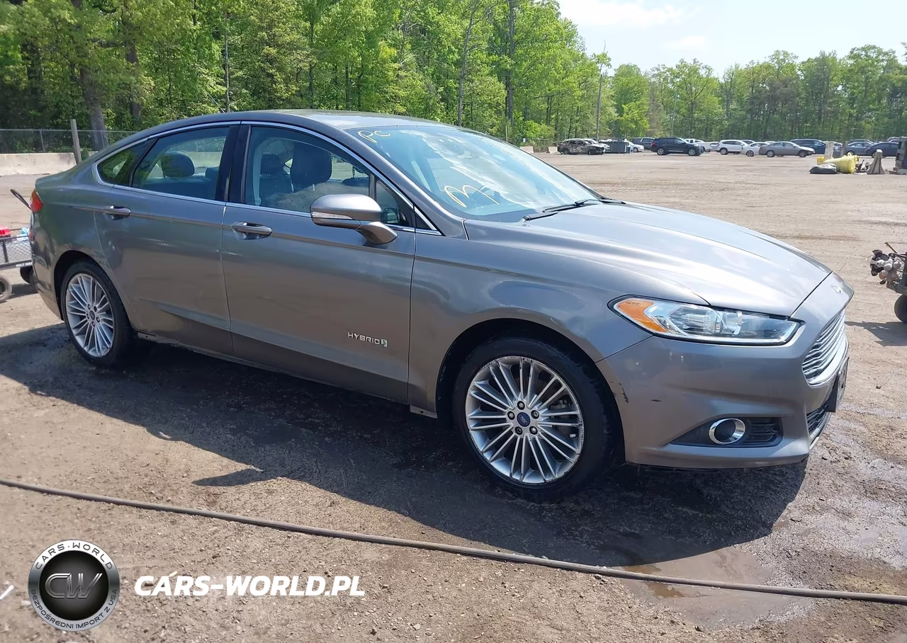 2014 Ford Fusion Hybrid Se