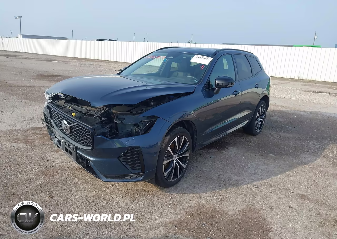 2024 Volvo Xc60 B5 Plus Dark Theme VIN:YV4L12RL1R1777827 - 2
