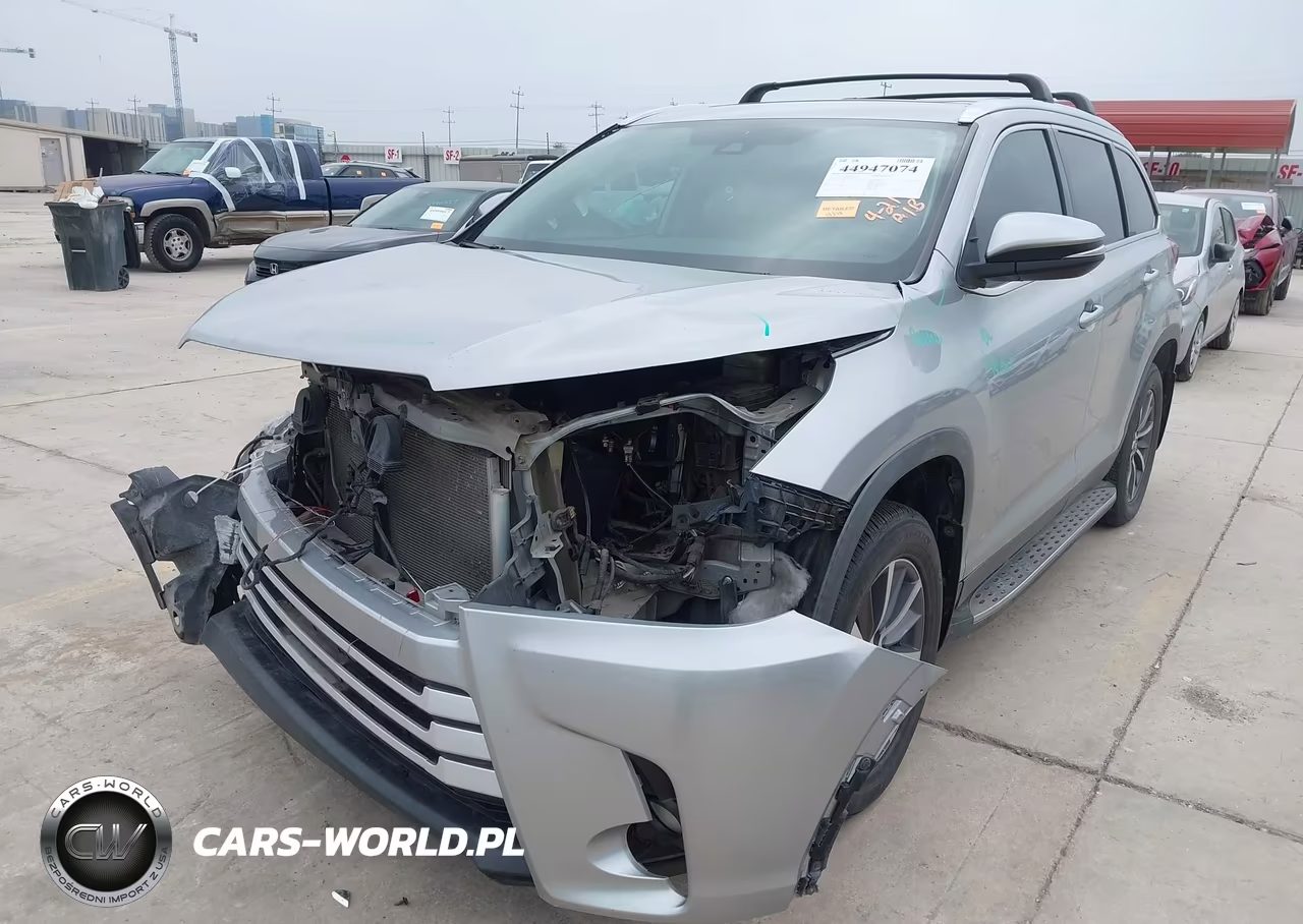 2019 Toyota Highlander Xle VIN:5TDJZRFH9KS620034 - 19