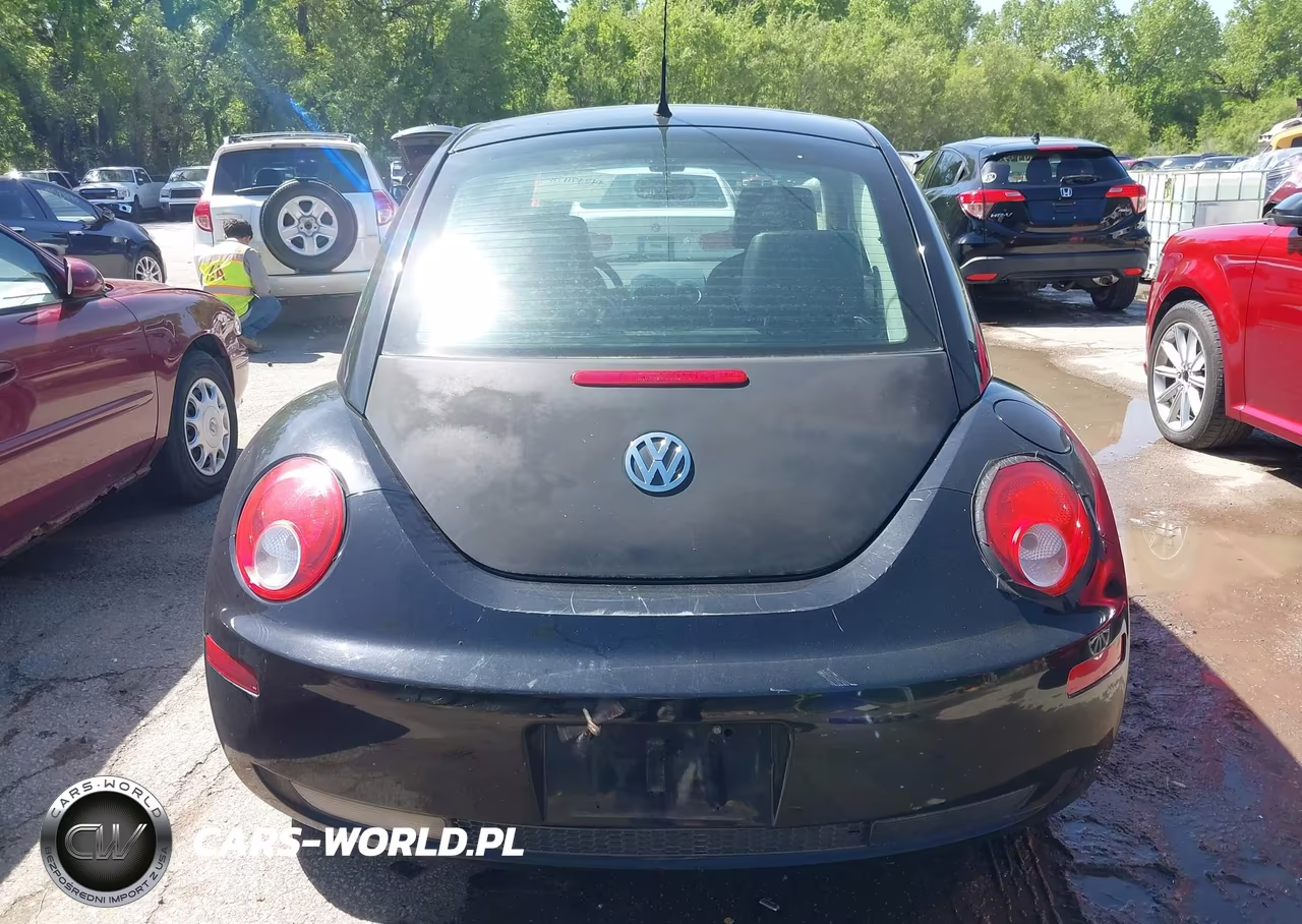 2010 Volkswagen New Beetle 2.5L Final Edition VIN:3VWPW3AG0AM021100 - 16