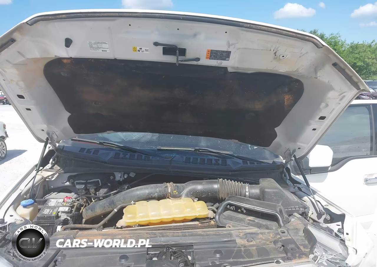2018 Ford F-150 Lariat VIN:1FTEW1EGXJFC60193 - 10
