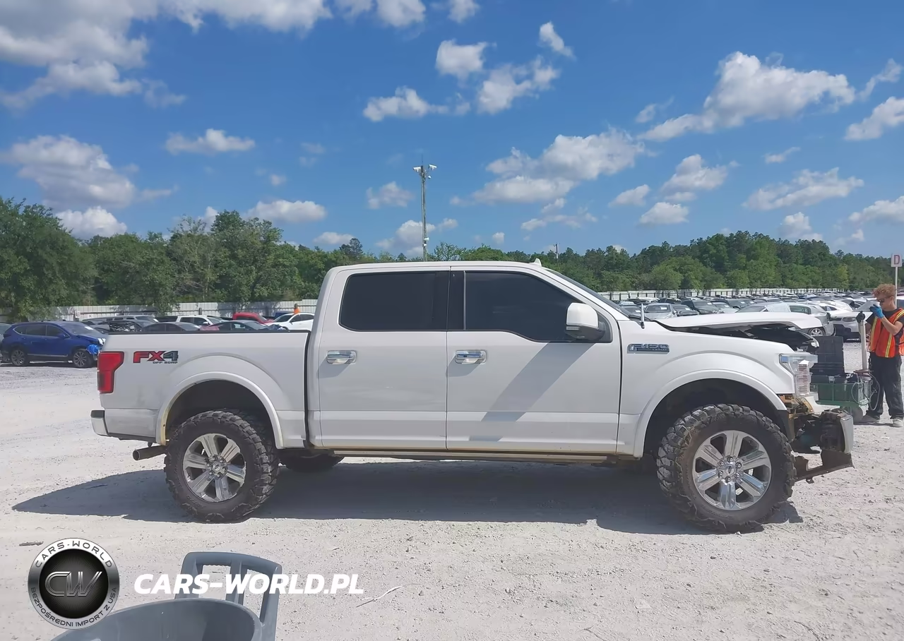 2018 Ford F-150 Lariat VIN:1FTEW1EGXJFC60193 - 12