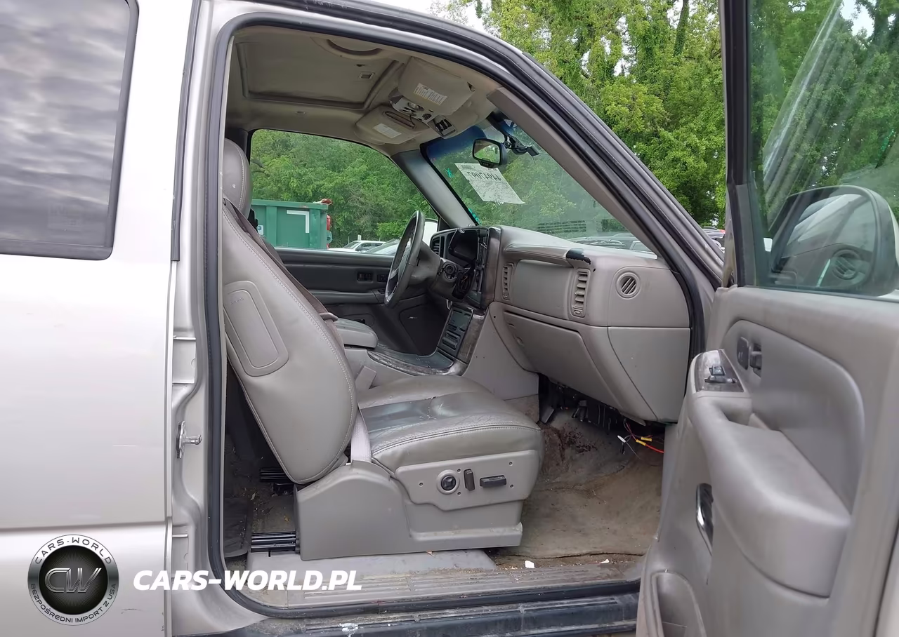 2005 GMC Yukon Denali VIN:1GKEK63U85J111337 - 5