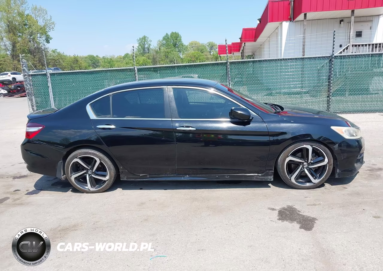 2017 Honda Accord Sport VIN:1HGCR2E57HA230497 - 13