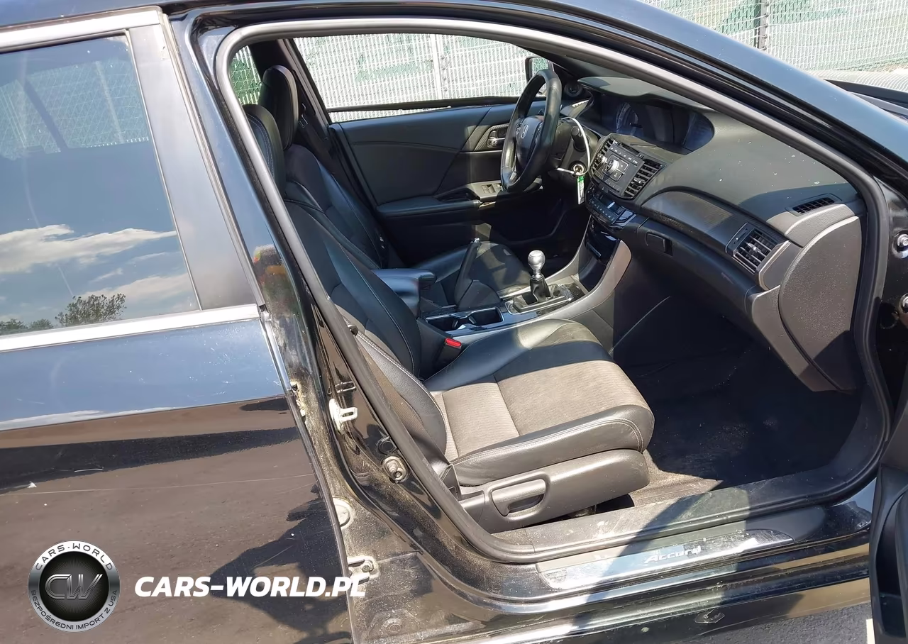 2017 Honda Accord Sport VIN:1HGCR2E57HA230497 - 5