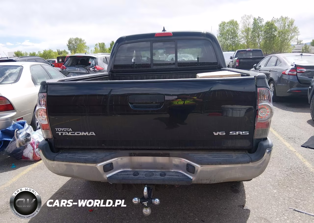 2014 Toyota Tacoma Base V6 VIN:3TMLU4ENXEM161960 - 17