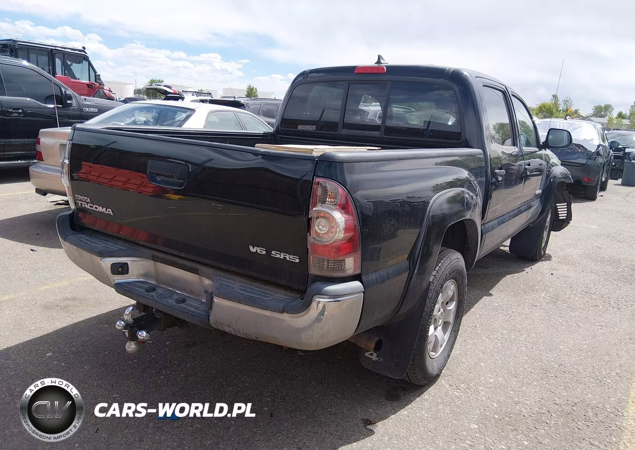 2014 Toyota Tacoma Base V6 VIN:3TMLU4ENXEM161960 - 4