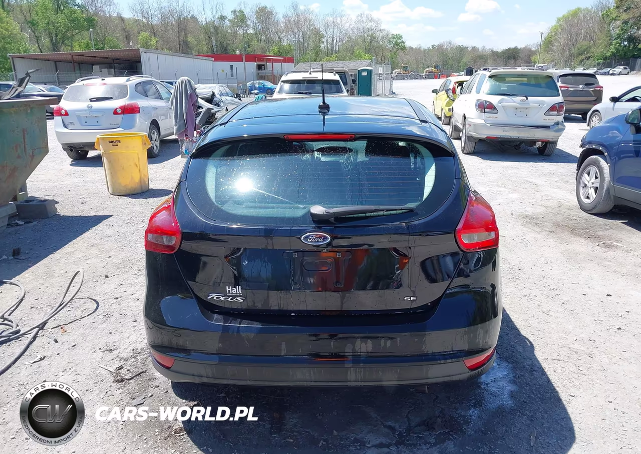 2017 Ford Focus Se VIN:1FADP3K24HL218715 - 16