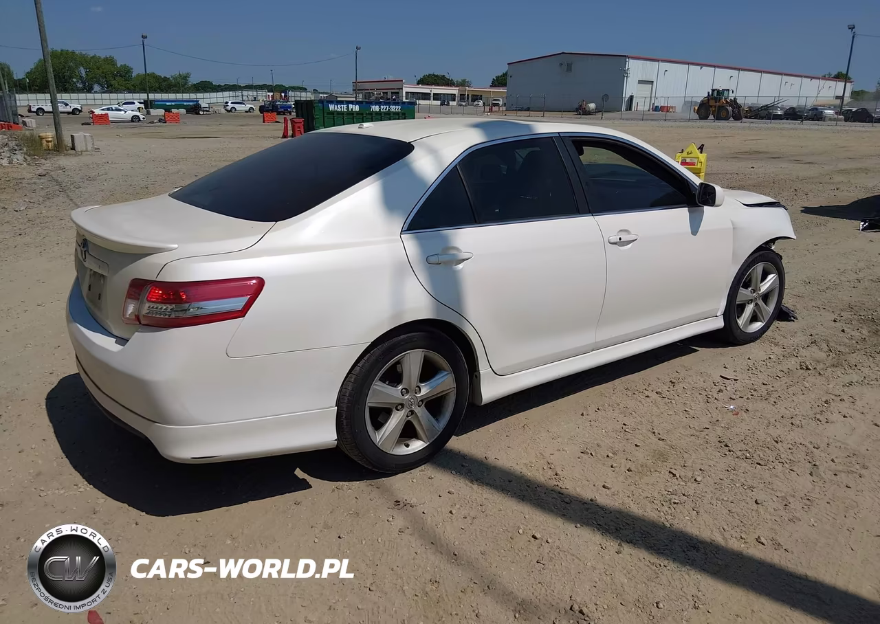 2011 Toyota Camry Se V6 VIN:4T1BK3EK6BU613715 - 4