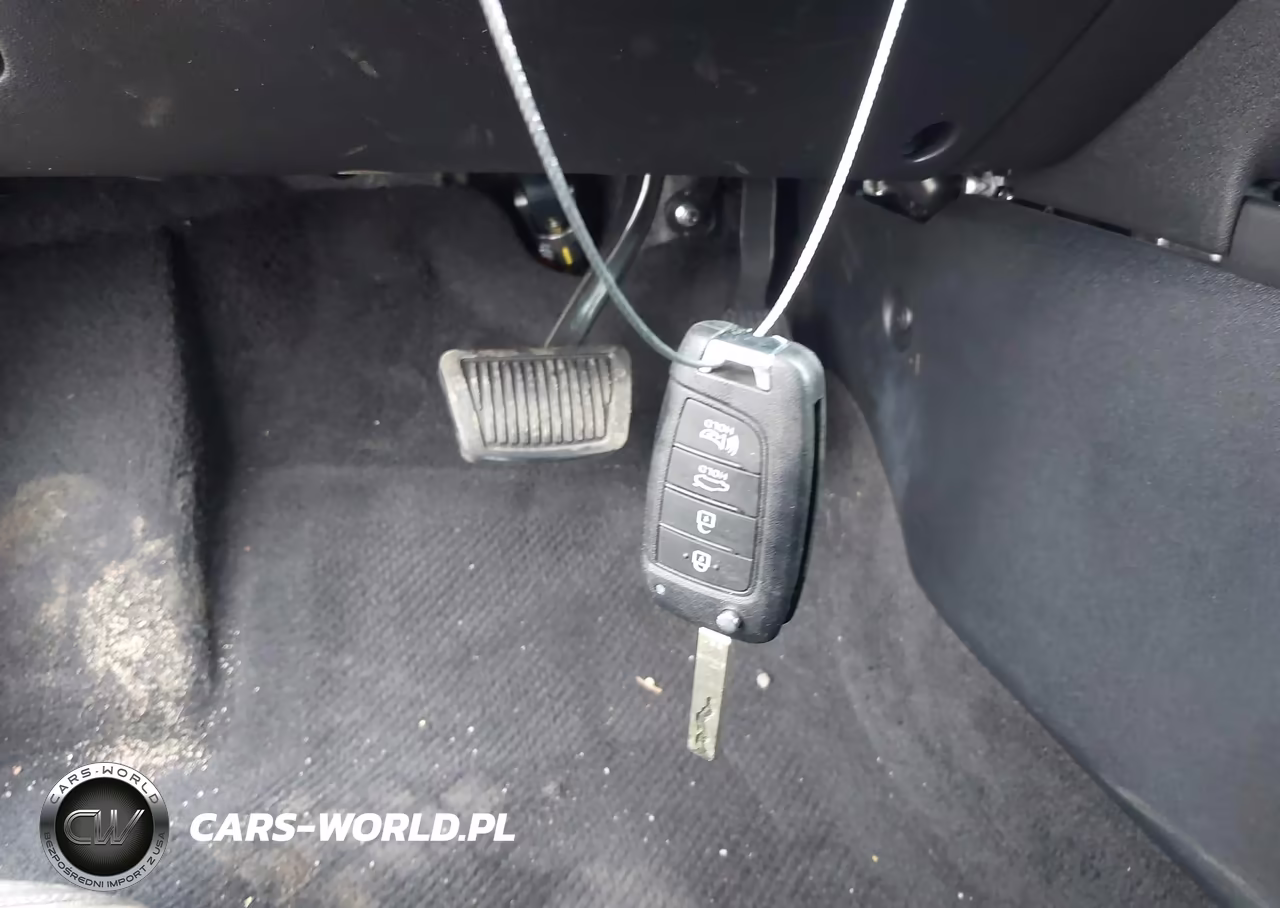 2026 Hyundai Elantra Se VIN:KMHLL4DGXTU107665 - 11