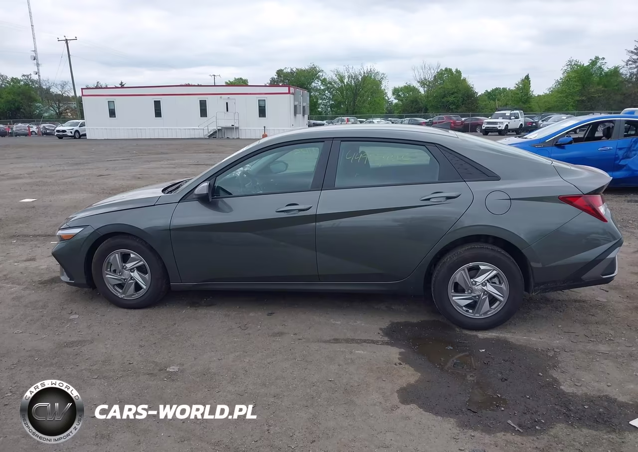 2026 Hyundai Elantra Se VIN:KMHLL4DGXTU107665 - 14