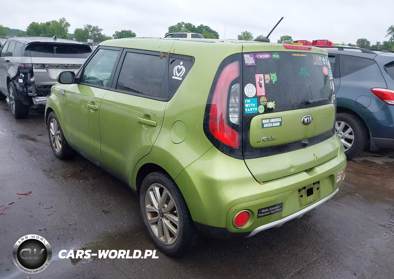 2017 Kia Soul + VIN:KNDJP3A53H7877919 - 3