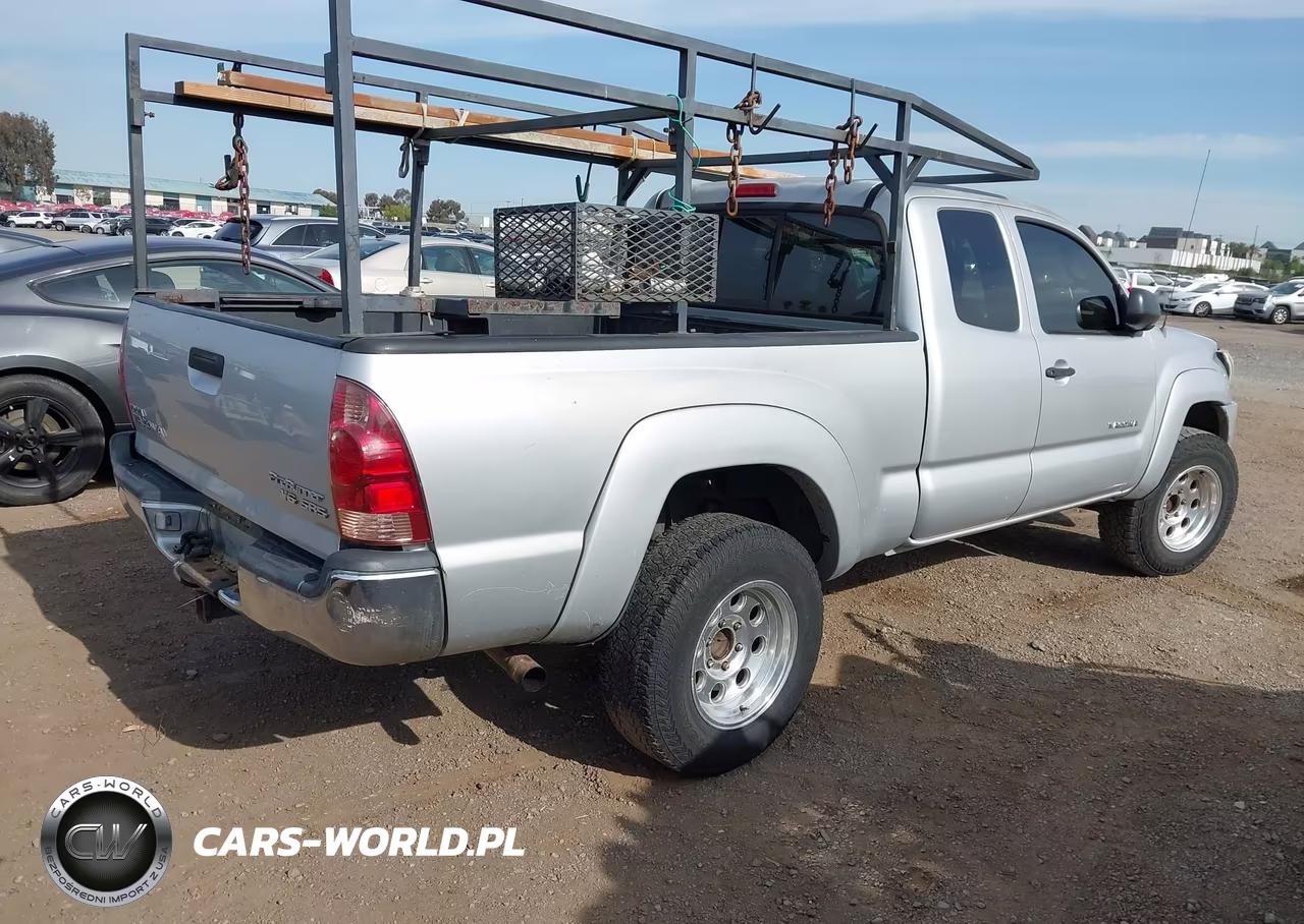 2005 Toyota Tacoma Prerunner V6 VIN:5TETU62N85Z047961 - 4