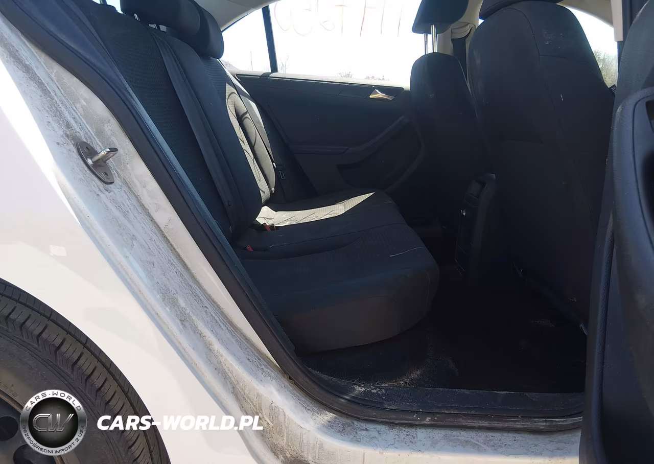 2015 Volkswagen Jetta 2.0L S VIN:3VW2K7AJ5FM402568 - 8