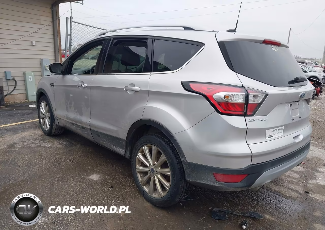 2017 Ford Escape Titanium VIN:1FMCU9J9XHUA96013 - 3