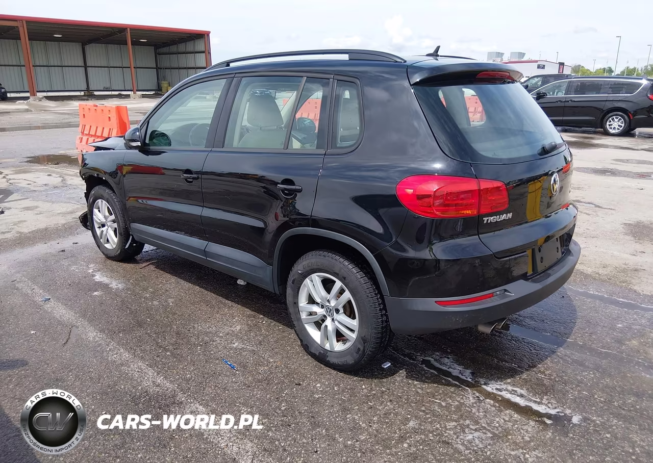 2016 Volkswagen Tiguan S VIN:WVGBV7AX7GW563998 - 3