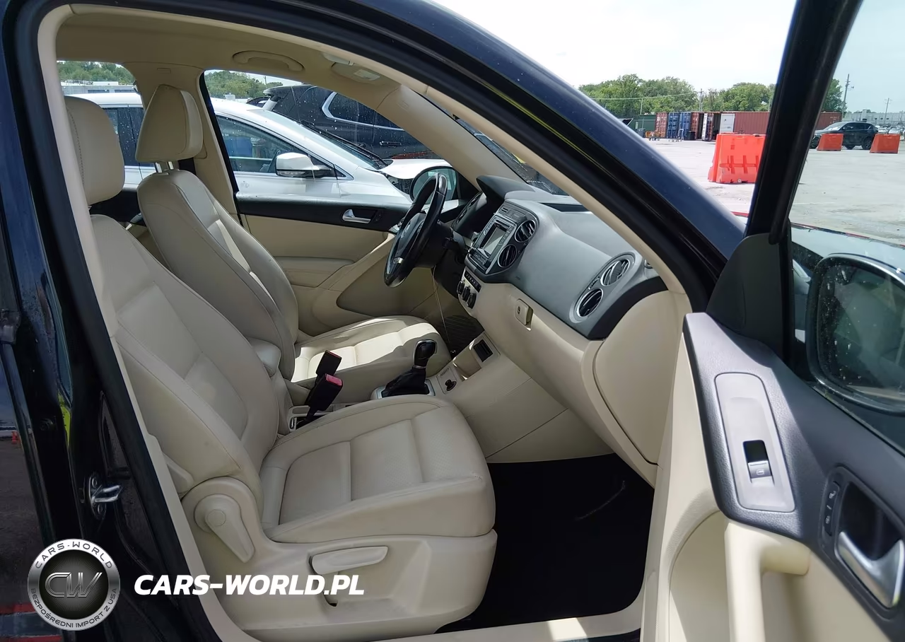 2016 Volkswagen Tiguan S VIN:WVGBV7AX7GW563998 - 5