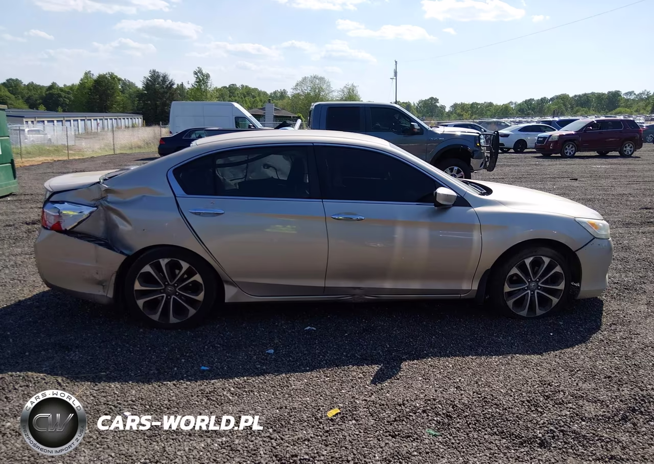 2013 Honda Accord Sport VIN:1HGCR2F5XDA176069 - 13