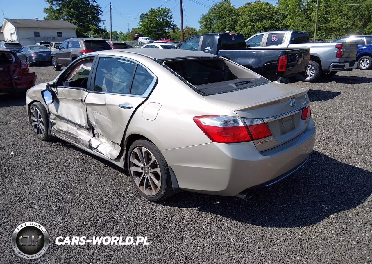 2013 Honda Accord Sport VIN:1HGCR2F5XDA176069 - 3