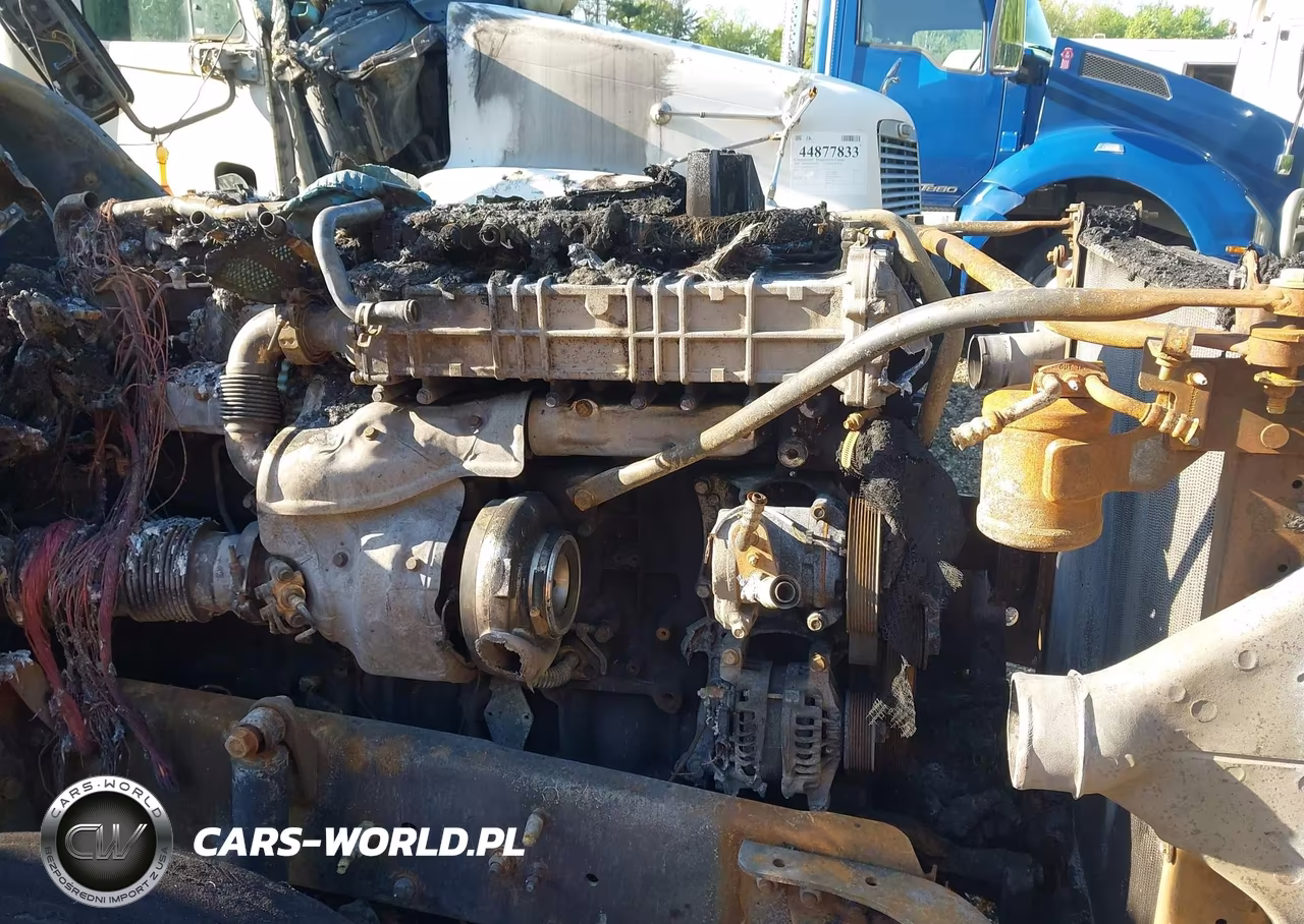 2018 Freightliner Cascadia 125 VIN:3AKJGLDV4JDKD0712 - 10