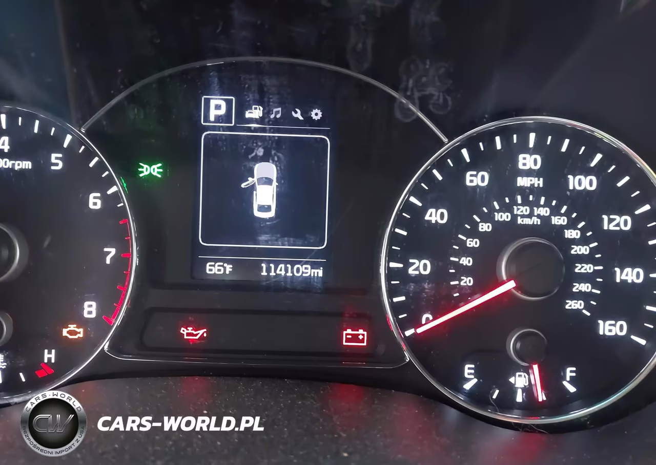 2018 Kia Forte Lx VIN:3KPFL4A76JE201804 - 15