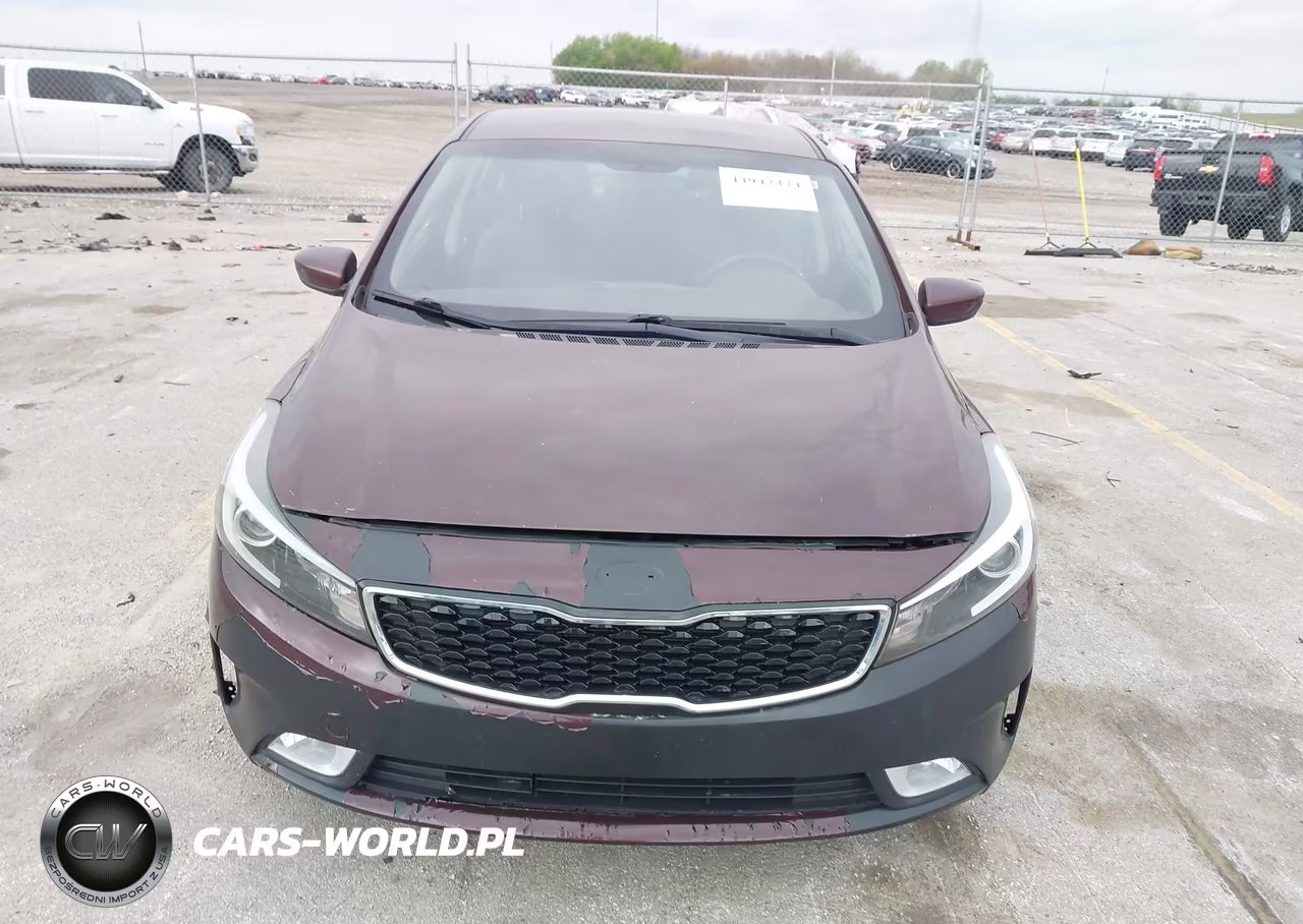 2018 Kia Forte Lx VIN:3KPFL4A76JE201804 - 6
