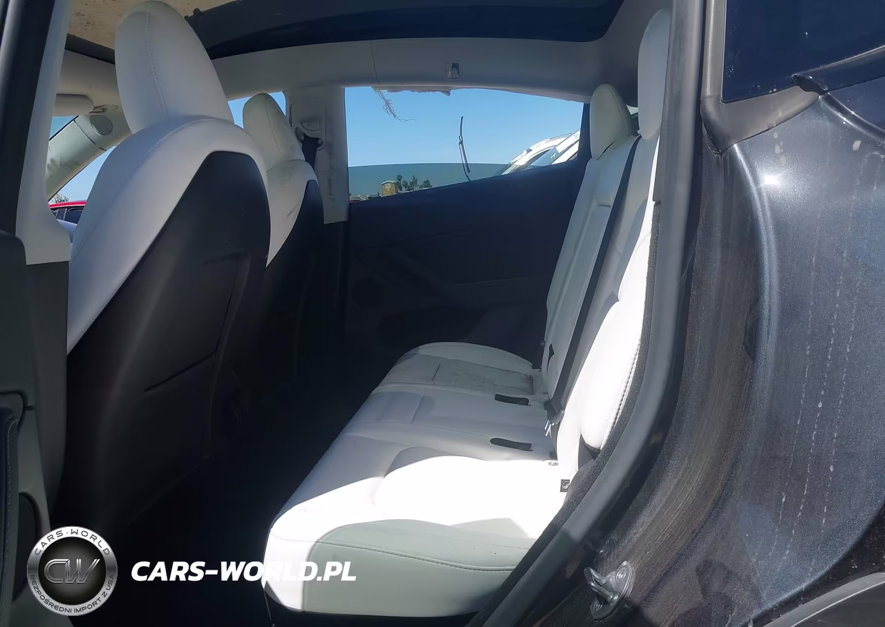 2025 Tesla Model Y Long Range Dual Motor Rear-Wheel Drive VIN:7SAYGDED0SF316099 - 8