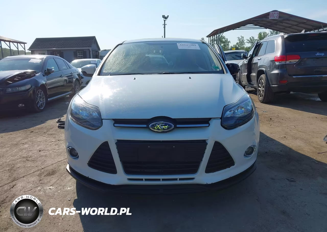 2013 Ford Focus Se VIN:1FADP3K22DL360118 - 13