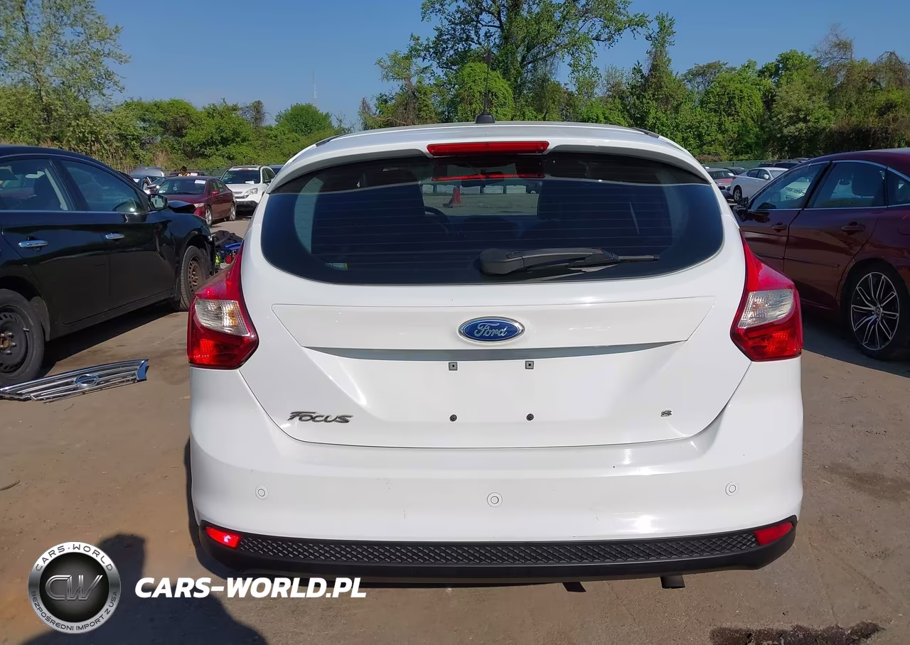 2013 Ford Focus Se VIN:1FADP3K22DL360118 - 17