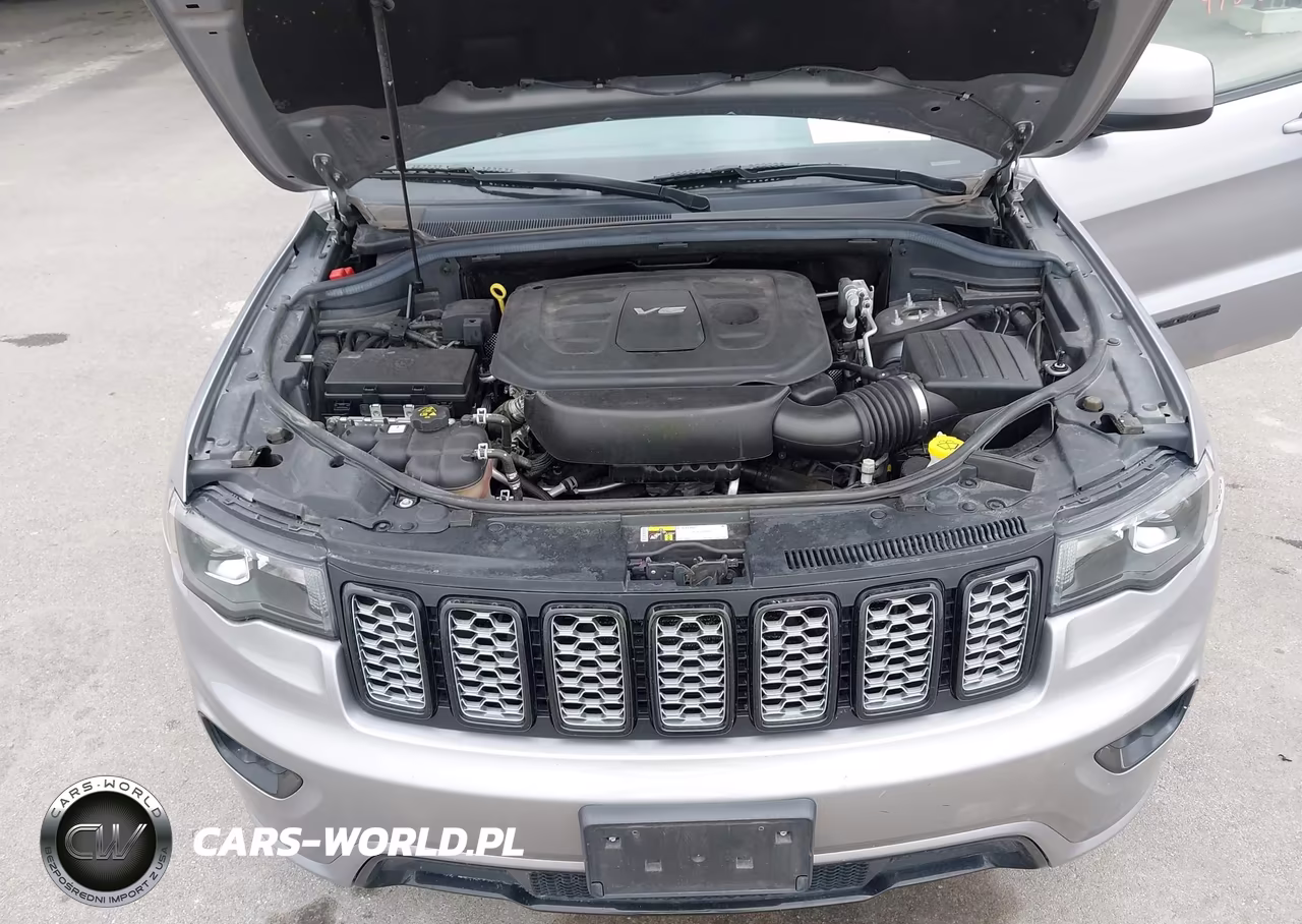 2018 Jeep Grand Cherokee Altitude 4X4 VIN:1C4RJFAG9JC207277 - 10