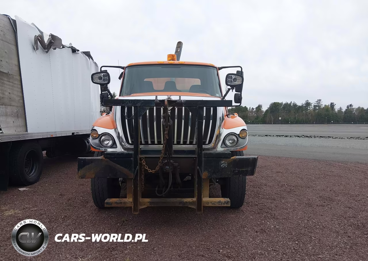 2008 International 7000 7400 VIN:1HTWDAAR88J675363 - 12