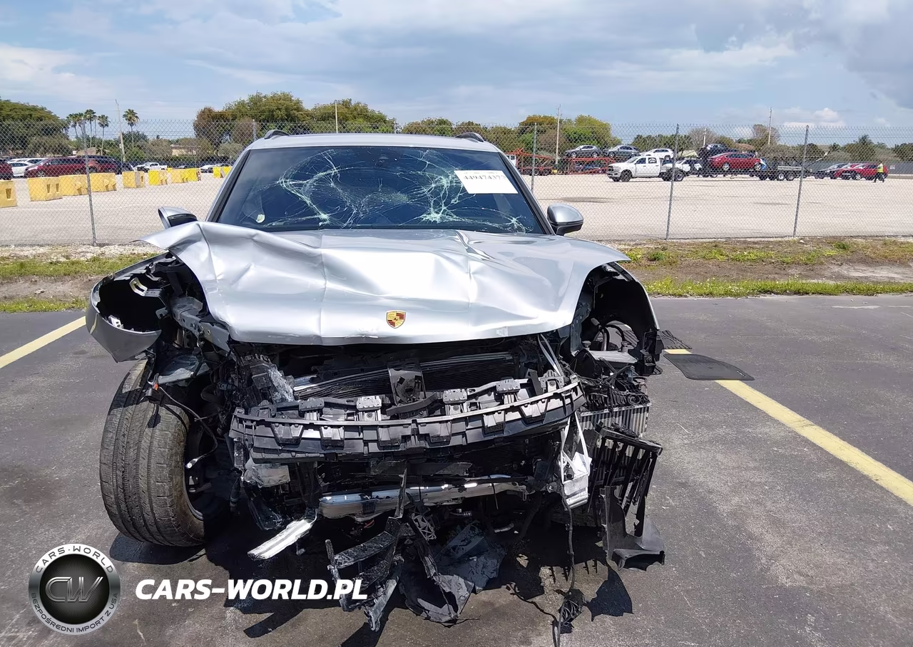 2024 Porsche Cayenne S VIN:WP1AL2AY5RDA35472 - 13