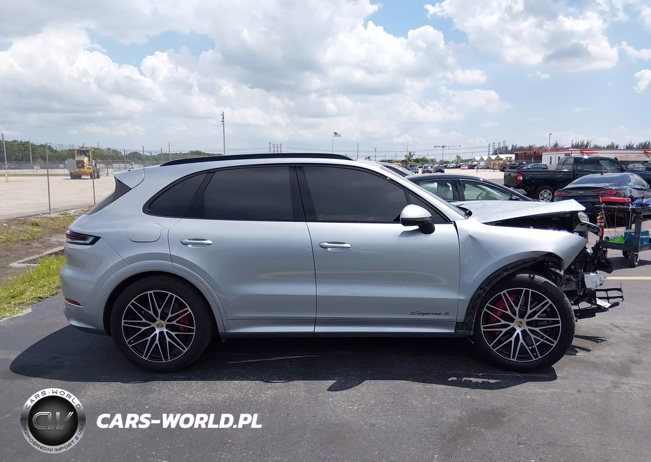 2024 Porsche Cayenne S VIN:WP1AL2AY5RDA35472 - 14